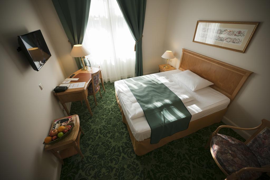 Grandhotel Ambassador Národní Dům Karlovy Vary Habitación foto