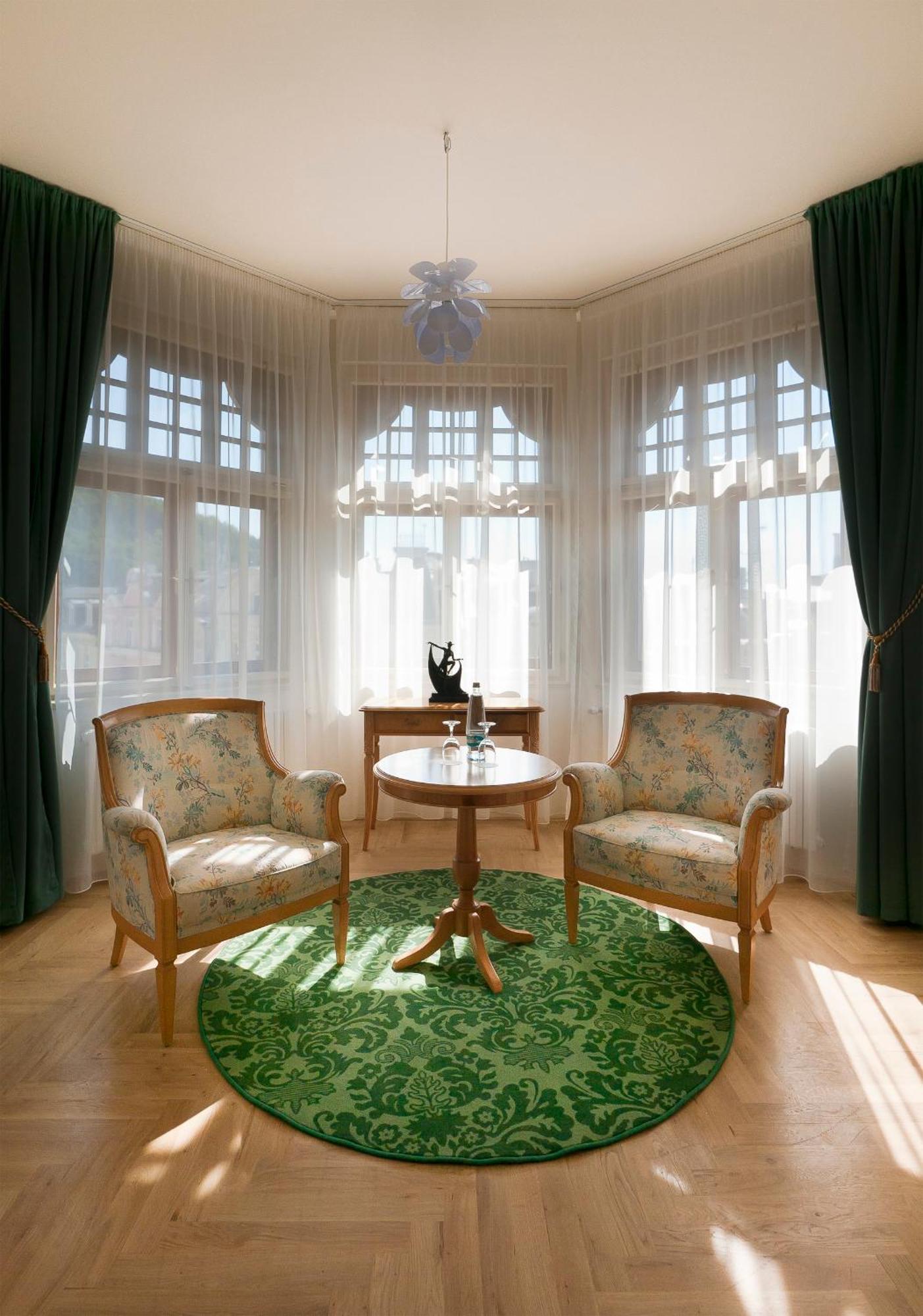 Grandhotel Ambassador Národní Dům Karlovy Vary Exterior foto